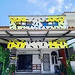 Ipoh Station 18, Depan Aeon Ada Rainforest Loft 11