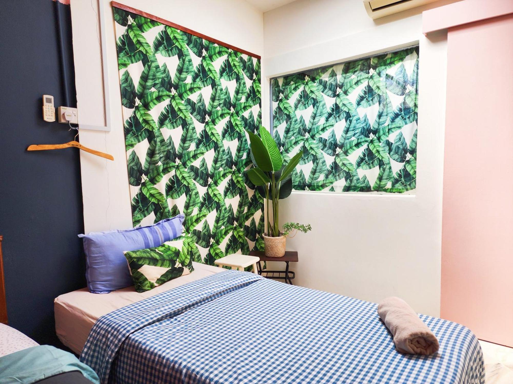 Station 18, Depan Aeon Ada Rainforest Loft 1 *